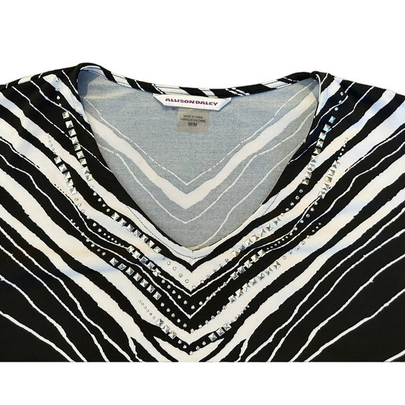 🛍️ Allison Daley Poncho Style Top Rhinestone Detail Womens Size M - Picture 2 of 7